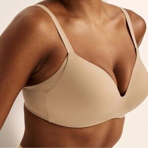 Knix Beige Seamless Bra